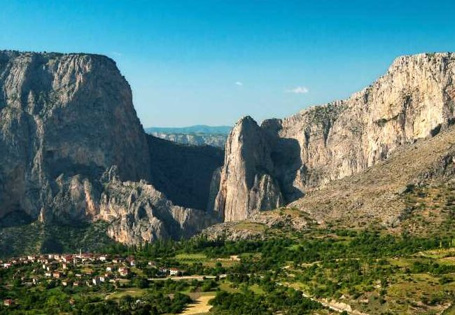 Harmankaya Kanyonu Geçişi